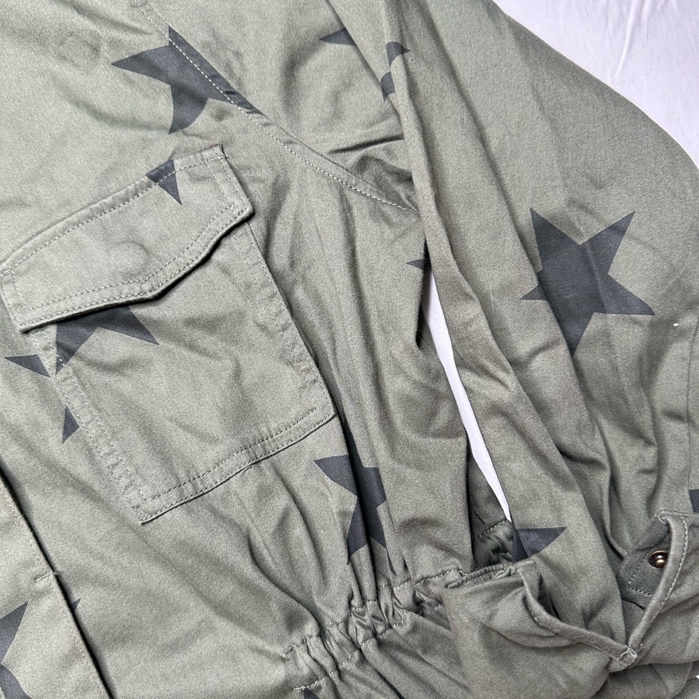 Jacket Army Green Super Stylish Worn Once - image 4